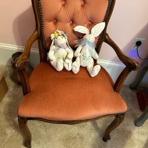 Décor bunnies. Great for Easter or for bunny enthusiasts.